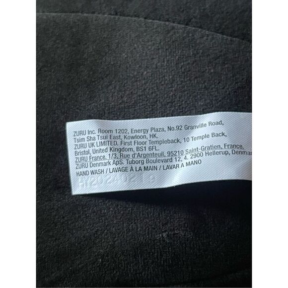 Snackles By Zuru LUNA The Black Cat Holding Pez Dispenser Plush Stuffed Animal - Picture 6 of 7